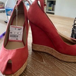 Zara Wedges